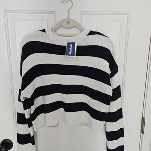 NEW***Moon & Madison White and Black Striped  Sweater...XS